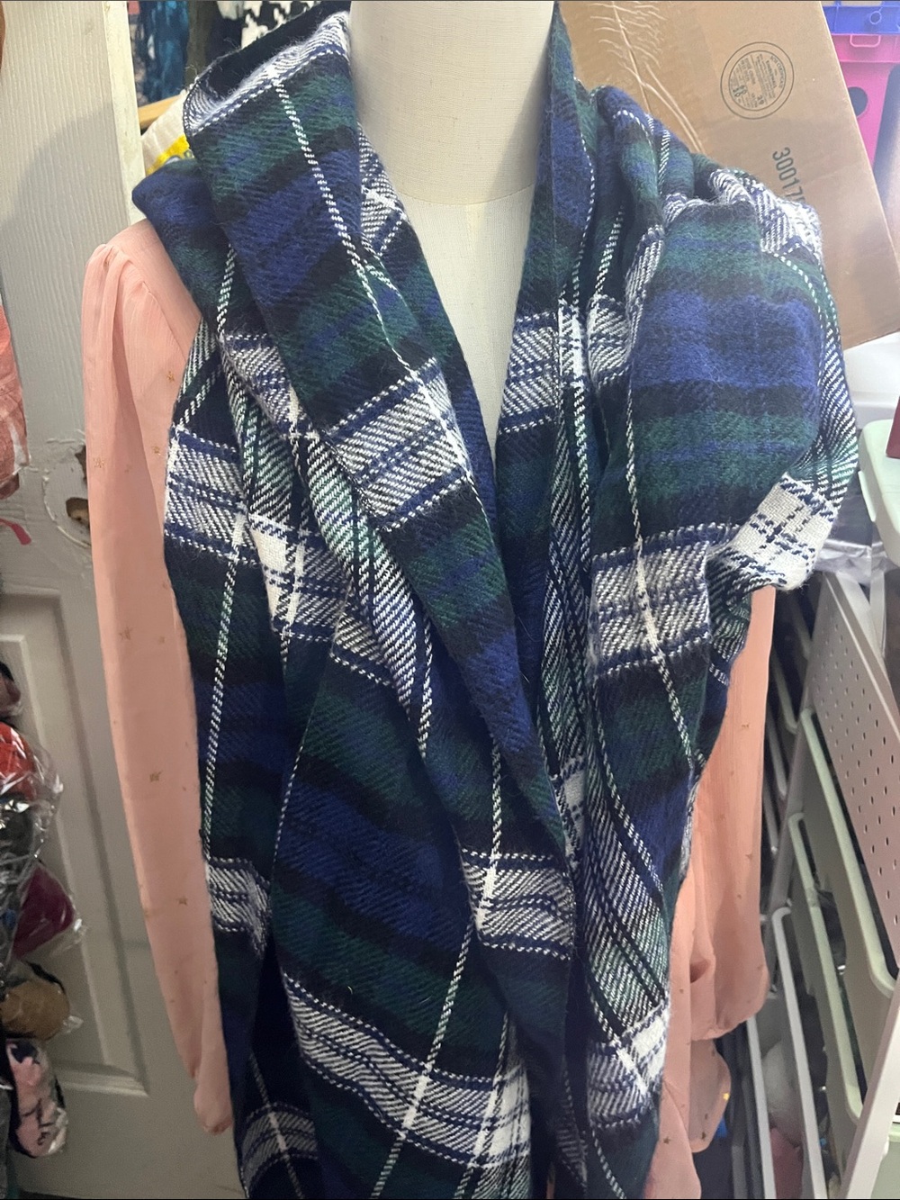 Warm cozy flannel wool like large size scarf wrap fringed plaid green blues S225